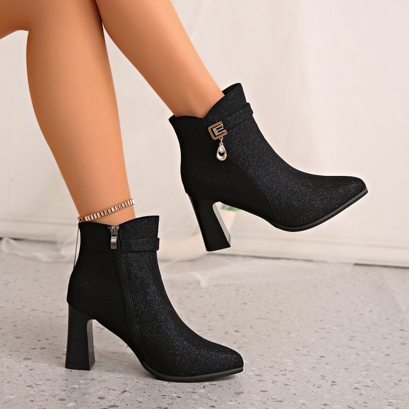 Dámske Martin topánky – ostrý nos, bočné zapínanie na zips, hrubý podpätok 3–5 cm, PU vršok, gumová podrážka, vodotesné