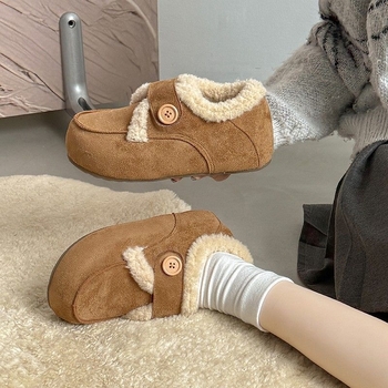 Női velúr mokaszín műszőrmés béléssel, slip-on, hal formájú orr, gumitalp