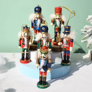Set drvenih figurica – nordijski stil, orahovo drvo; Marka Yiheng, Šifra X13608, Klasični stil