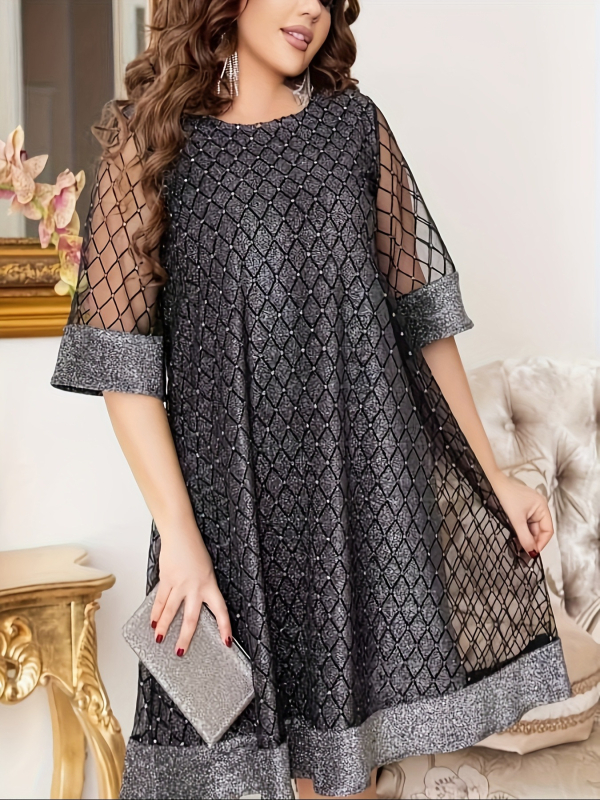 Ühes tükis kleit ümmarguse kaelusega ja printsessi varrukatega, polüester ja elastaan