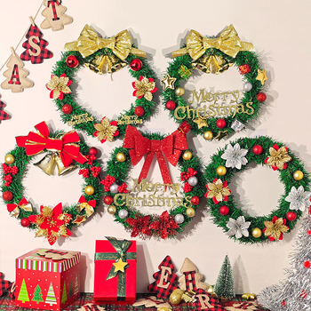 Vianočný veniec, plastový materiál, moderný minimalistický štýl, ručná výroba, značka Other