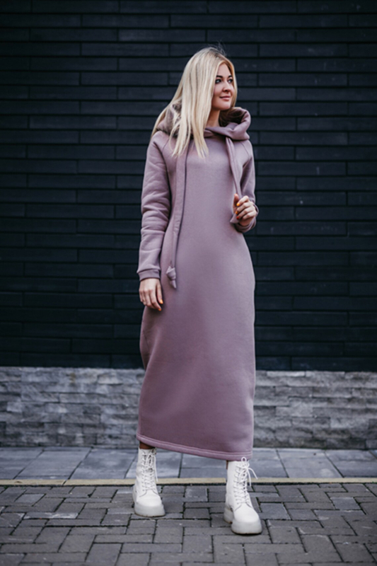 rochie tricotată lungă cu glugă și căptușeală de fleece, panouri cusute, mâneci Raglan, material poliester