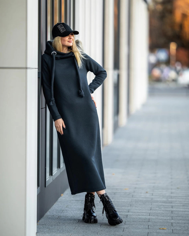 rochie tricotată lungă cu glugă și căptușeală de fleece, panouri cusute, mâneci Raglan, material poliester