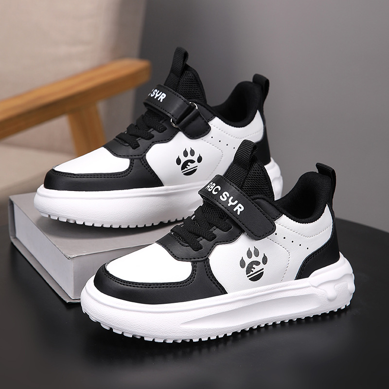 Gyerekek futócipője – bőr felsőrész, Velcro-zárás, vízálló, könnyű, 4–16 éves korosztálynak.