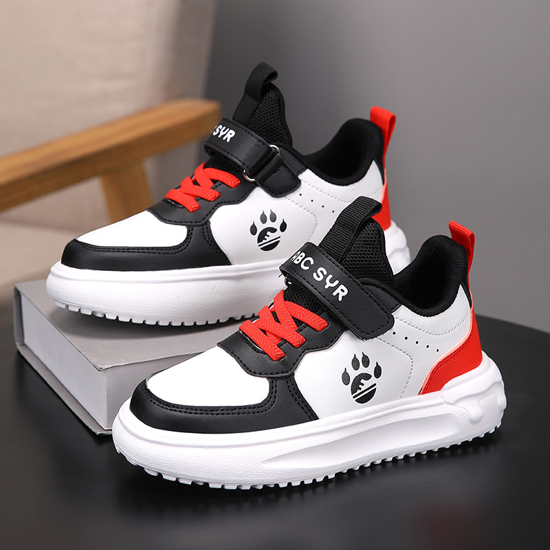 Gyerekek futócipője – bőr felsőrész, Velcro-zárás, vízálló, könnyű, 4–16 éves korosztálynak.