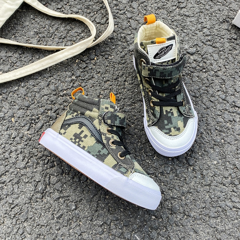Detské plátené vysoké tenisky so zapínaním na suchý zips, camouflage vzorom, vulkanizovaná gumová podrážka