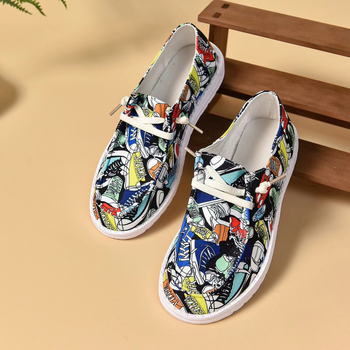 Detské plátenné tenisky bez šnúrok, nízky vrch, horná časť z plátna, gumová podrážka, potlač