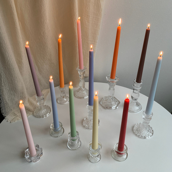 Svadobná cylindrická sviečka zo zmesi sójového vosku, polo ručná a polo mechanická výroba, s logom Can