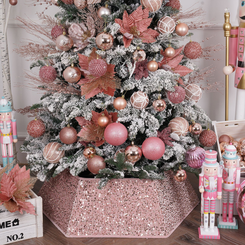 Plantronics vianočná sukňa na strom s flitrami, 3D okolie stromu dekor, moderný minimalistický štýl, polo manuálna a polo automatická výroba