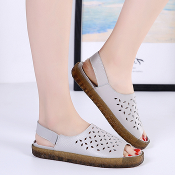 Moterų kasdieniai sandalai Korėjos stiliaus, viršus iš dviejų sluoksnių odos, padas PVC, apvali nosis, užpakalinis dirželis, žemas kulnas 1–3 cm