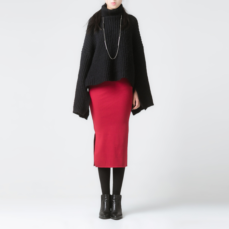 Vidutinio ilgio megzta sijon, patchwork siuviniai, poliesterio ir medvilnės audinys, pavasaris 2022