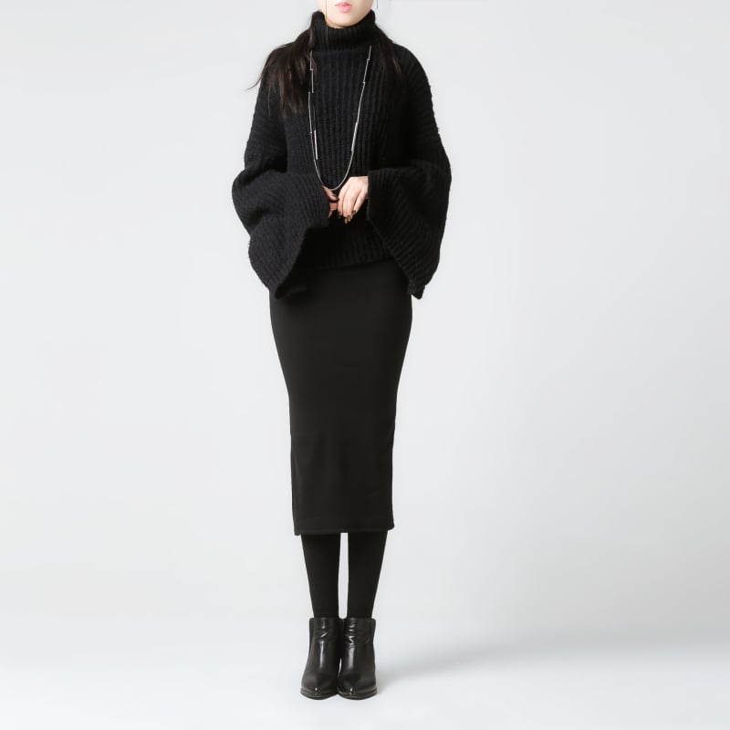 Vidutinio ilgio megzta sijon, patchwork siuviniai, poliesterio ir medvilnės audinys, pavasaris 2022