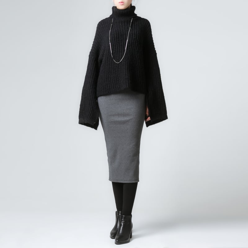 Vidutinio ilgio megzta sijon, patchwork siuviniai, poliesterio ir medvilnės audinys, pavasaris 2022