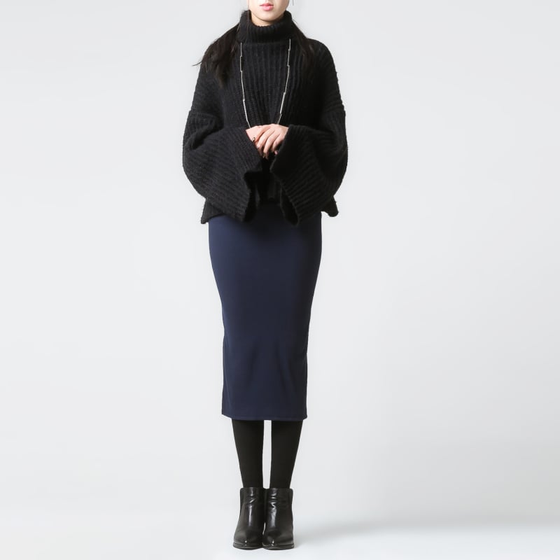 Vidutinio ilgio megzta sijon, patchwork siuviniai, poliesterio ir medvilnės audinys, pavasaris 2022