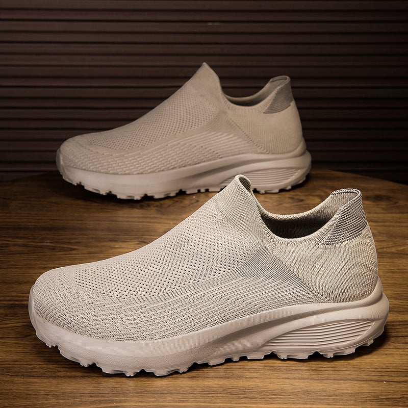 Prozračne Fly-Knit mrežasto gornjište, niski top, okrugla špička, EVA potplat, tekstilna ulošak, unisex