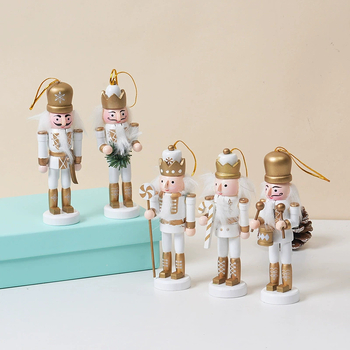 Függő Nutcracker Dísz – Csillogó Fa Királyi Katona Karácsonyra