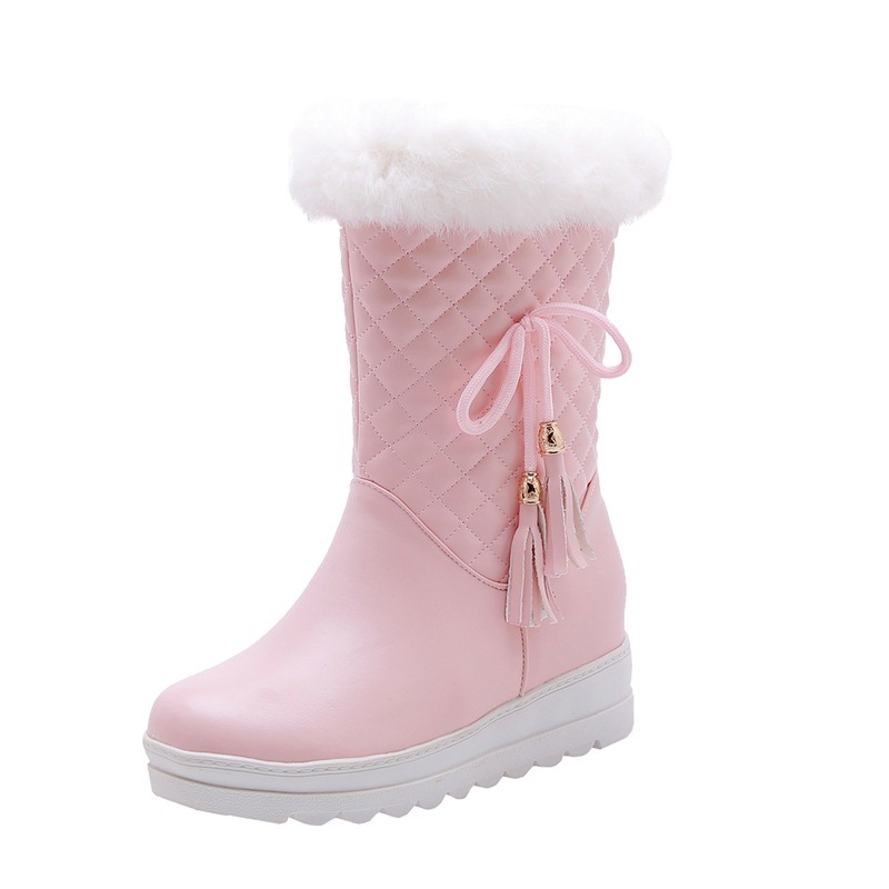 Női csizma PU felső rész, gumitalp, belső talpbetét műszőrből, belső bélés műszőrből, középmagas a vádlira