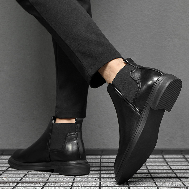 Férfi Chelsea bakancs hegyes orrú, PU felső rész, gumi talp, alacsony sarok 1–3 cm, koreai stílus, őszre