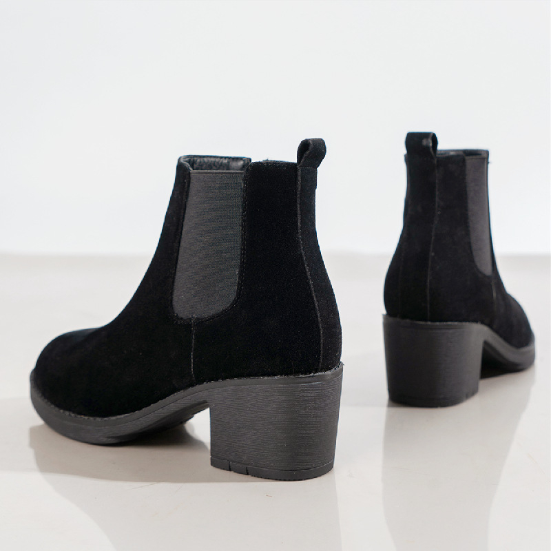 Női Martin csizma – velúr, kerek orrú, 3–5 cm vastag sarkú, oldalsó cipzár, őszi-téli szezon