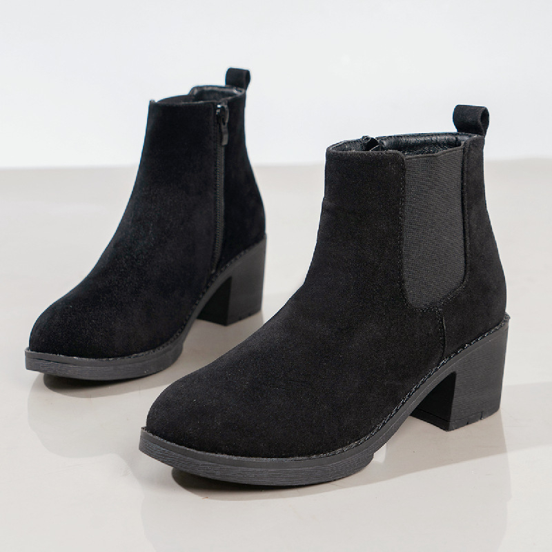 Női Martin csizma – velúr, kerek orrú, 3–5 cm vastag sarkú, oldalsó cipzár, őszi-téli szezon