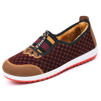 Női téli pamutcipő műszálas rövid plüss béléses, kerek orrú, velúr felsőrész, alacsony talppal