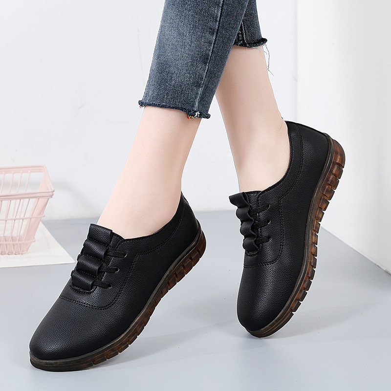 Női bean shoes, kerek orrú, PU felsőrész, rugalmas zárás, alacsony sarok