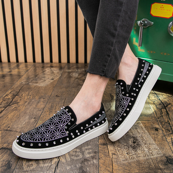 Pánske loafery z PU kože, gumová podrážka, okrúhla špička, matný povrch, nízky plochý podpätok (1–3 cm)