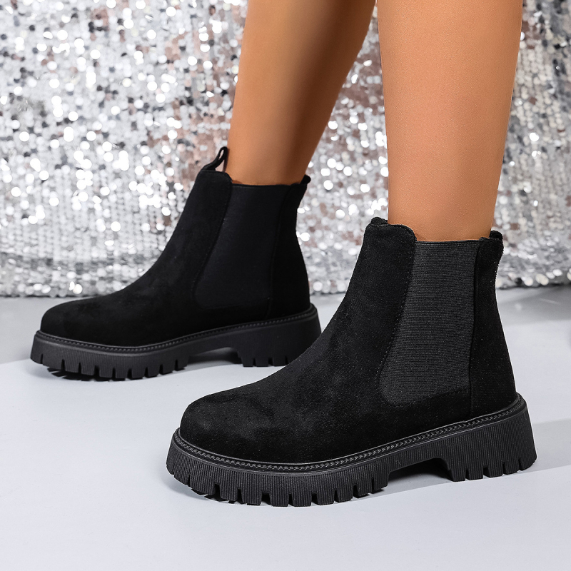 Női Chelsea csizmák, felsőrész szintetikus bőrből, talp gumi, középmagas sarok 3–5 cm, alacsony csizmás szár, pull-on