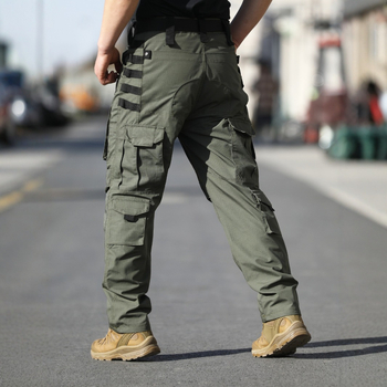 Pánske taktické nohavice, maskáčový vzor, odolný materiál, voľný strih, na jar a jeseň