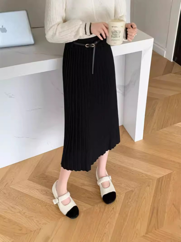 A linijos midi sijonas, elegantiškas stilius; audinys: viskozė su core-spun siūlais