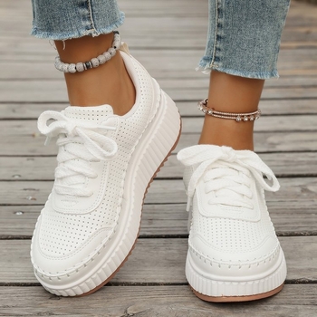 Dámske každodenné tenisky s hrubou podrážkou, nízky horný diel, vrchný materiál z umelej kože, gumová podrážka, sieťová podšívka