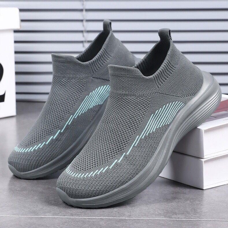 Hálós felsőrészű Slip-On sportcipő PU talppal, EVA belső talppal, lélegző, könnyű, csúszásmentes