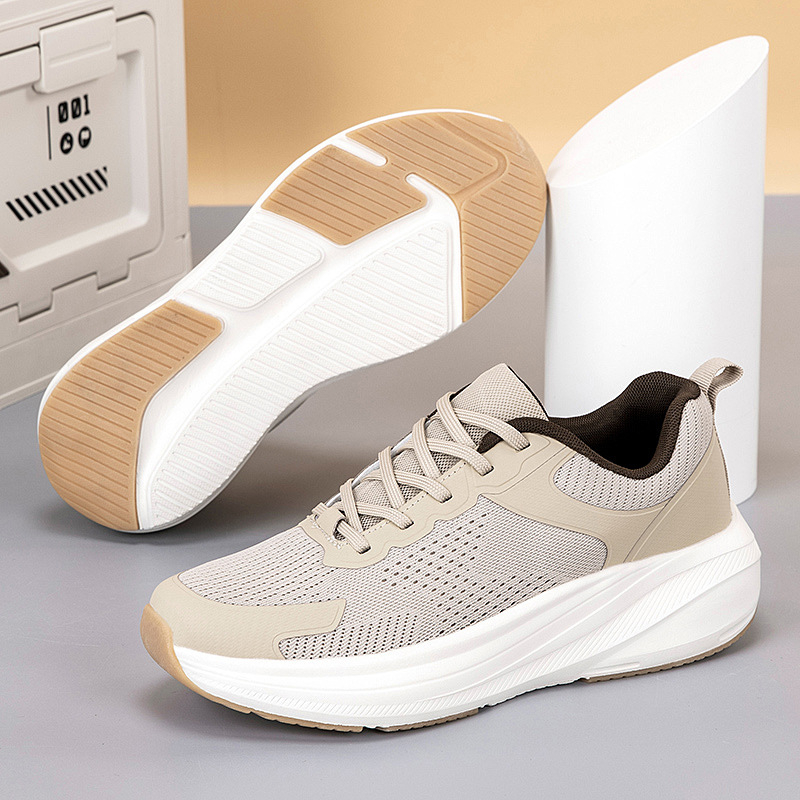 Uniszex sportos casual cipő, felsőrész műbőr + textile, talp PVC, fűzőzárás, vastag középtalp 3–5 cm, hálós bélés
