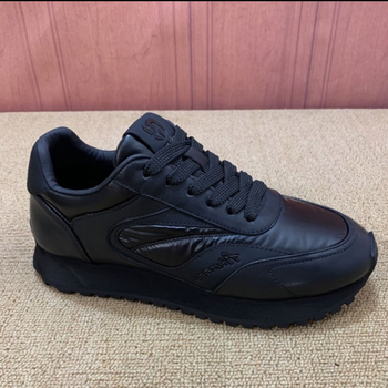 Uniszex casual cipő szövet és műbőr felsőrésszel, gumírozott vastag talppal, elől fűzővel, középmagas sarok 3–5 cm