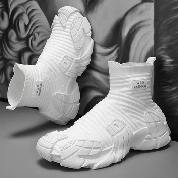 Мъжки маратонки с дишаща мрежеста горна част и Flyknit, нисък връх, закопчаване с връзки, гумена подметка