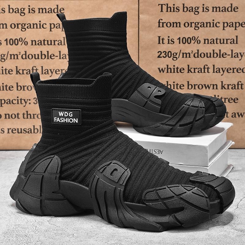 Мъжки маратонки с дишаща мрежеста горна част и Flyknit, нисък връх, закопчаване с връзки, гумена подметка