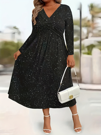 Euro–amerikai stílusú hosszú ruha V-nyakkal, hosszú ujjúval, deréken kötött csomó és kristályos díszítéssel, poliészter anyag.