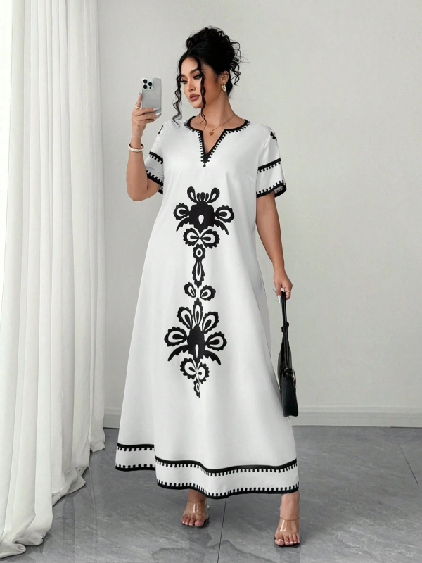 Elegáns hosszú ruha V-nyakkal, digitális nyomtatású minta, poliészter (95%+), elegáns stílus