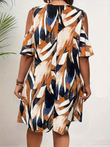 Milk-Silk anyagú virágmintás egyrészes ruha, V-nyakkal, 3/4 harangujjú ujjak, A-vonalú rövid szoknyával