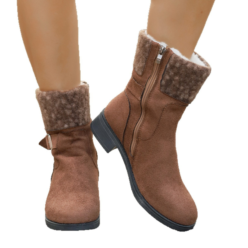 Замшени мартин ботуши с дебел ток, страничен цип и каишка с катарама – топли зимни обувки