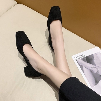 Női velúr laposcipő, kerek orrú, slip-on, PU talpbetét, alacsony sarok (<3 cm), egyszínű