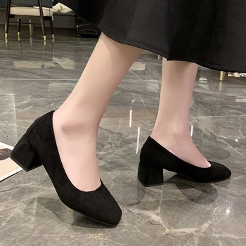 Női velúr laposcipő, kerek orrú, slip-on, PU talpbetét, alacsony sarok (<3 cm), egyszínű