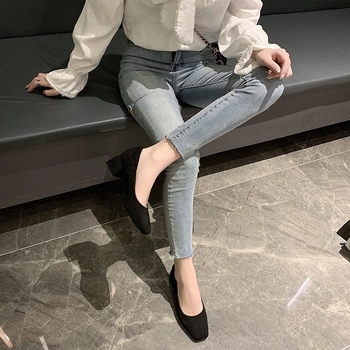 Női velúr laposcipő, kerek orrú, slip-on, PU talpbetét, alacsony sarok (<3 cm), egyszínű