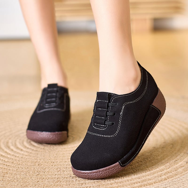 Γυναικεία παπούτσια από γνήσιο δέρμα, στρογγυλή μύτη, δύο στρώσεις δέρματος αγελάδας, μεσαίο ύψος επάνω, κορδόνια μπροστά, μονόχρωμα