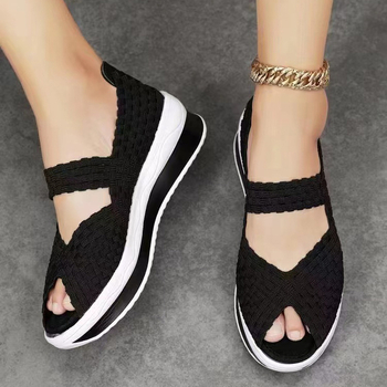 Suaugusiųjų sportiniai sandalai, viršutinė medžiaga iš audinio, EVA padas, piršto forma kaip žuvies burna, klininis kulnas, pado storis 3–5 cm