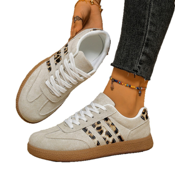 Leopard mintás velúr női sportcipő, fűzős, középsarkú 3–5 cm, gumírozott talp