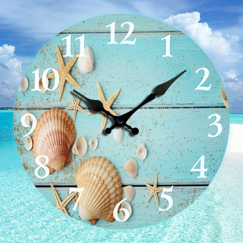 Nástenné hodiny s tropickým motívom mušlí a morských hviezd s pieskom, kruhový drevený rám, štýl olejomaľba, do obývačky