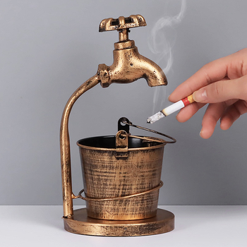 Popolník s dizajnom hlavy jelena, železný, škandinávsky retro štýl