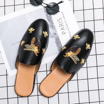 Muški kožni loaferi s izvezenim uzorkom, Slip-On, špičasti nos, PU podstava, gumeni potplat