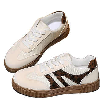 Női német edzőcipő - kerek orr, velúr felsőrész, bőr talp, fűzőzárás, alacsony felső